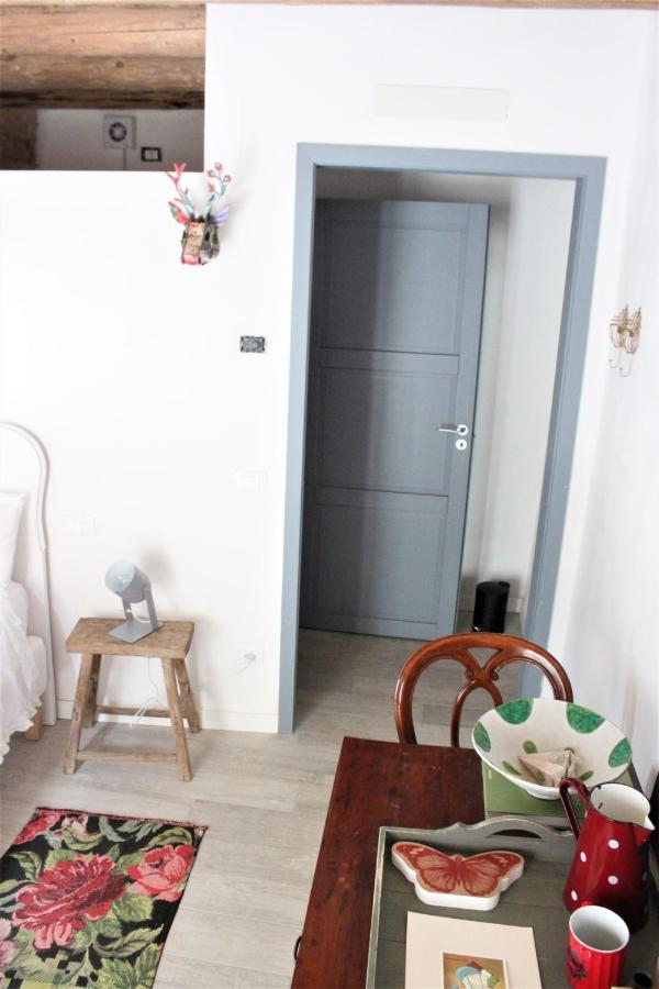 B&B La Corte22 Caprino Veronese Bagian luar foto