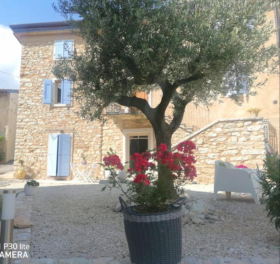 B&B La Corte22 Caprino Veronese Bagian luar foto